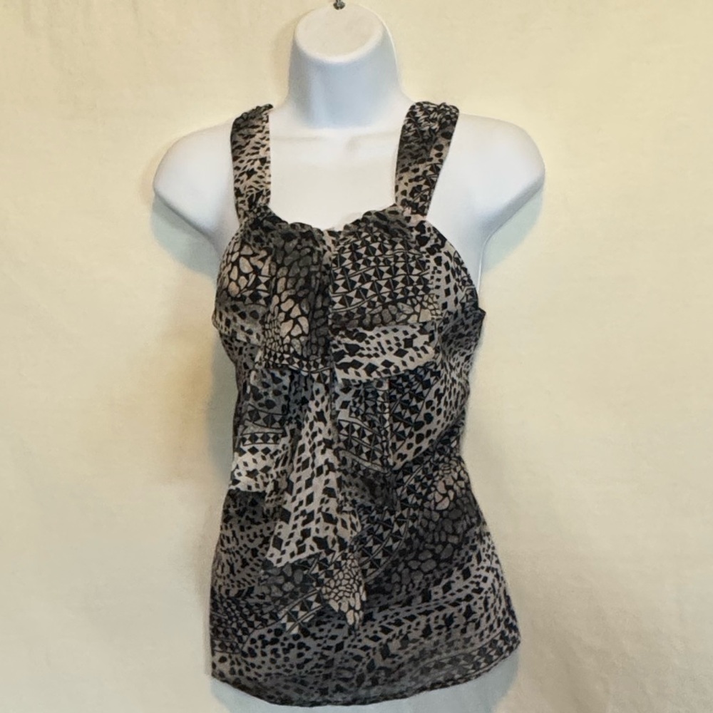 D-150 ADiva Black & Cream Ruffled Lined Sleeveless Pullover Blouse Size M